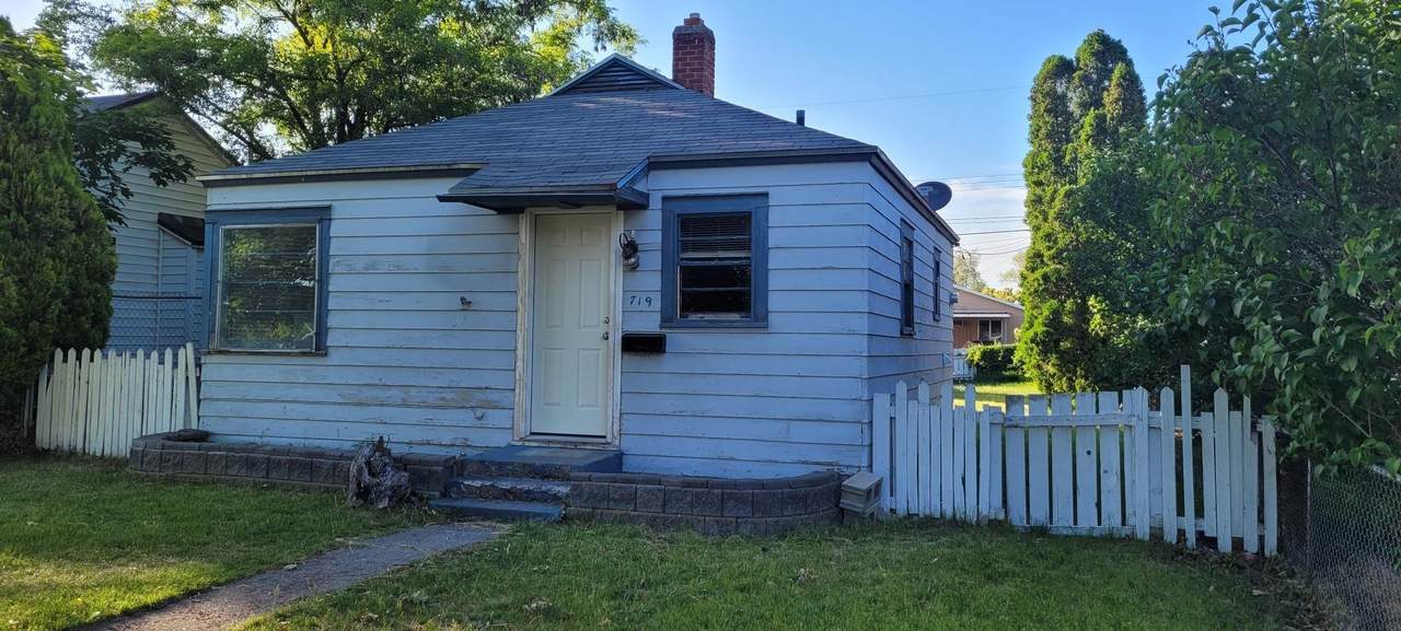 719 Sanson Ave - Photo 1