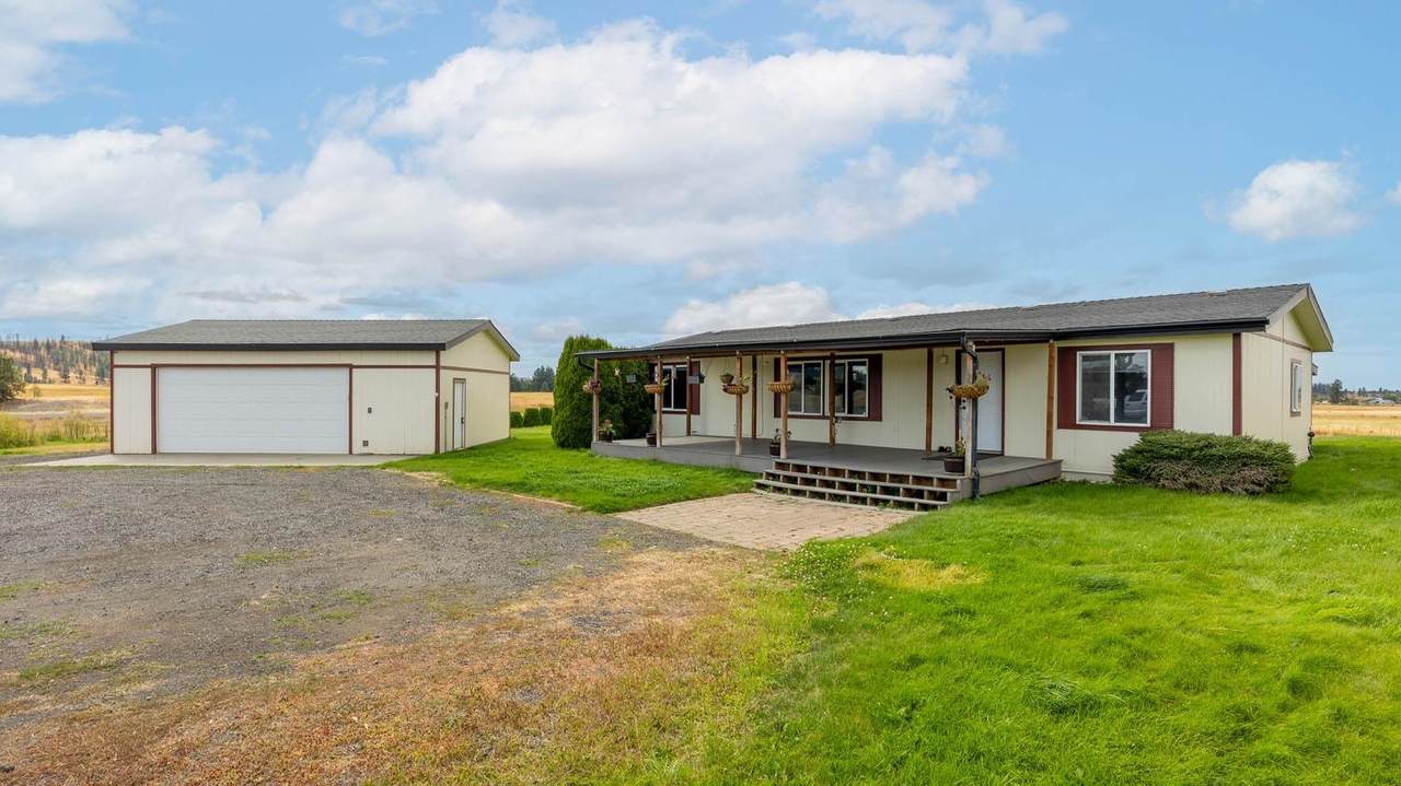 14610 White Rd - Photo 1