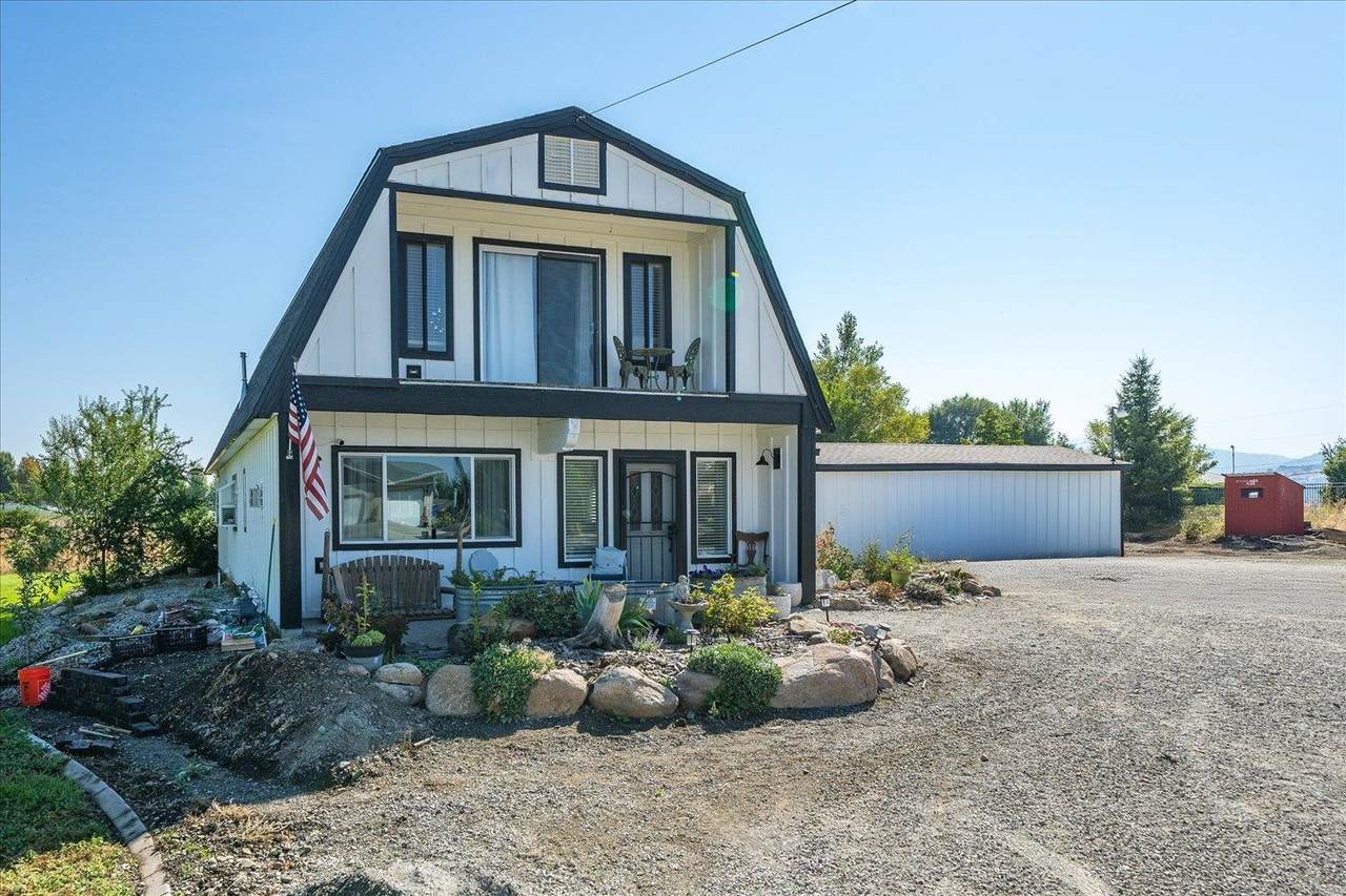 3226 N Campbell Rd - Photo 1