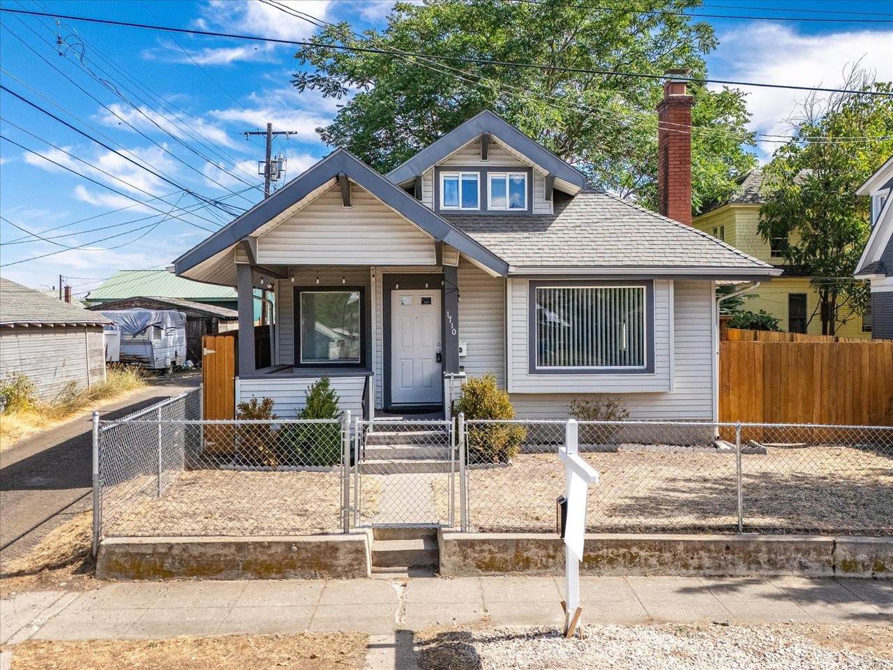 1710 Madison St - Photo 1