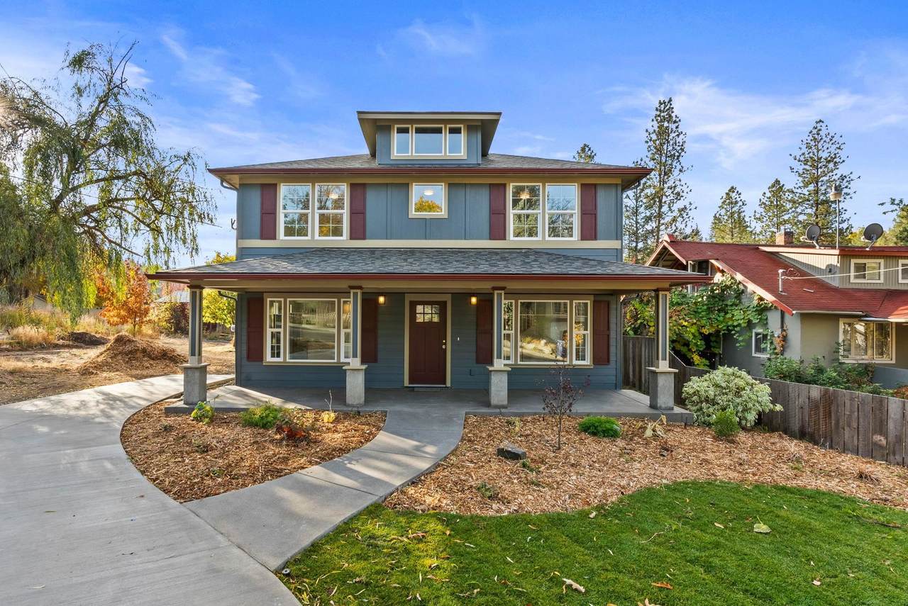 1915 16th Ave - Photo 1