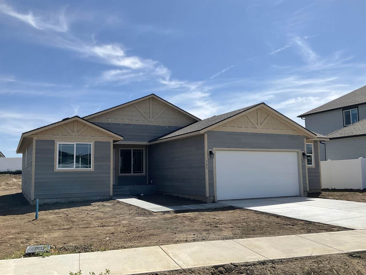 165 Treeline St - Photo 1