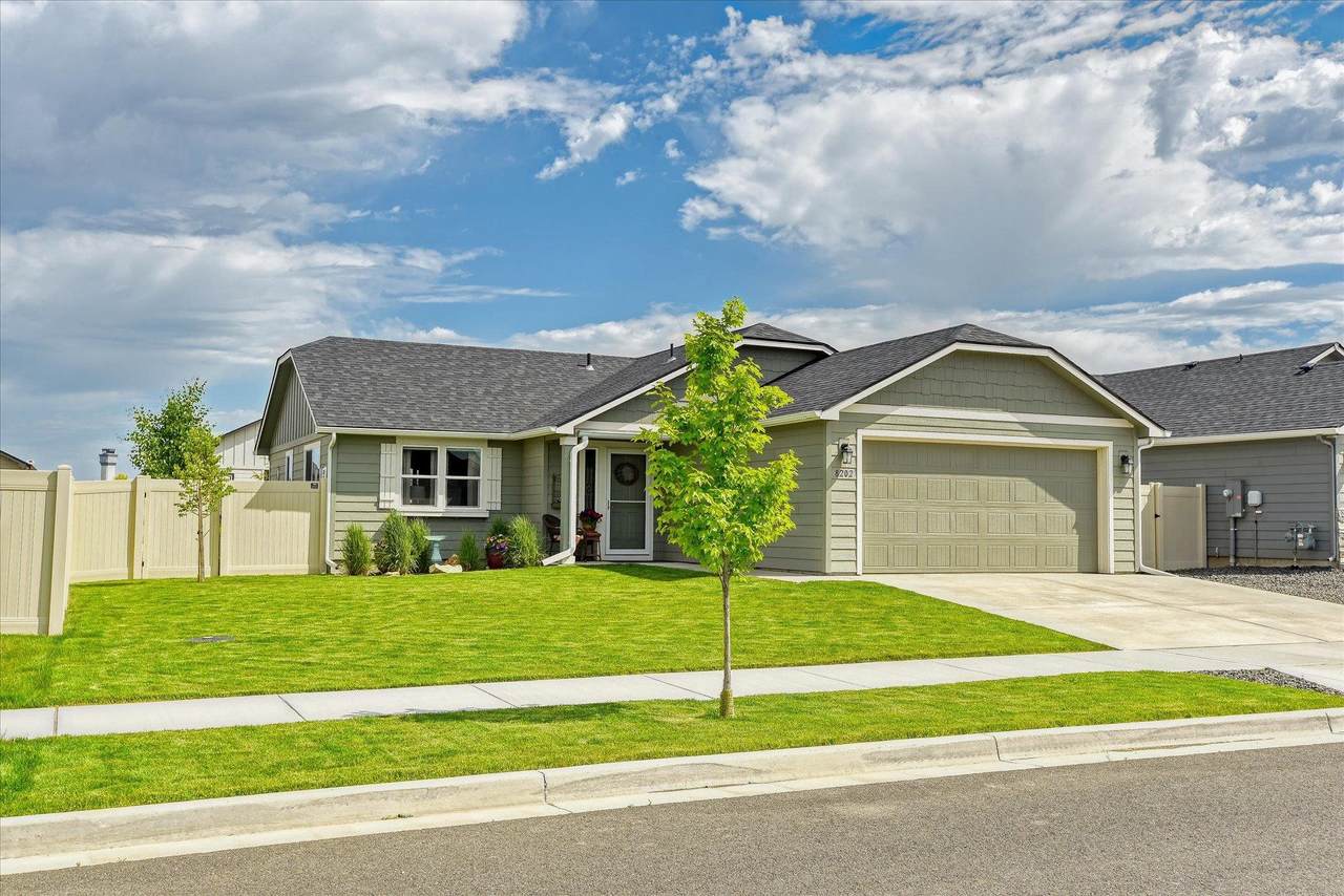 8202 Quaking Rd - Photo 1