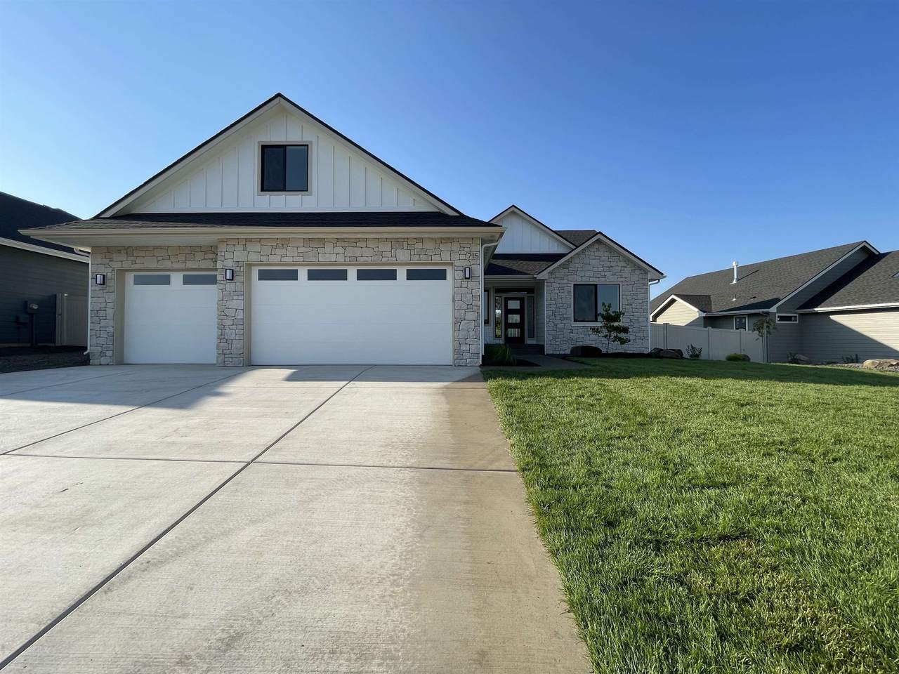 715 Basalt Ridge Dr - Photo 1