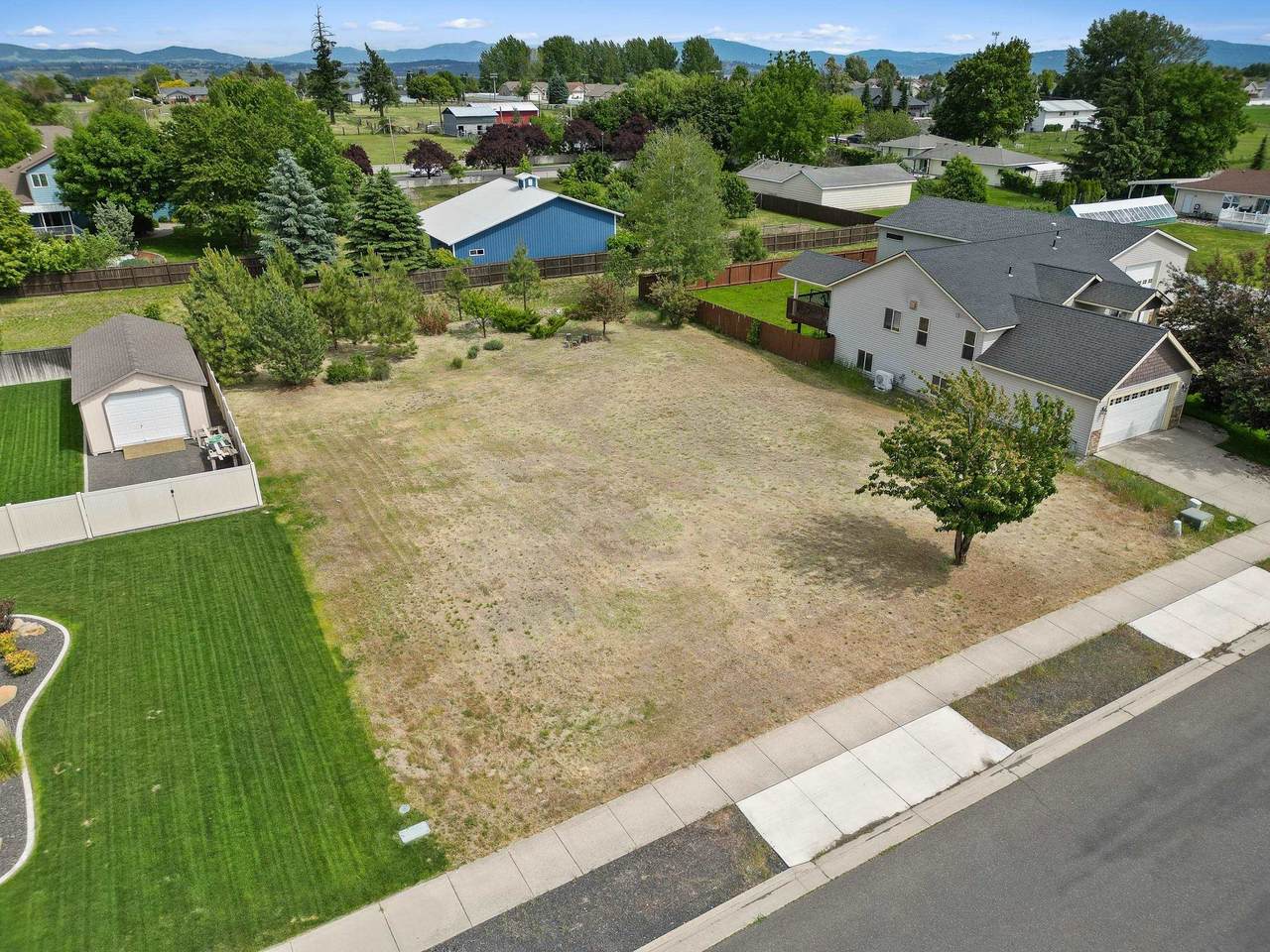9604 Orchard Rd - Photo 1