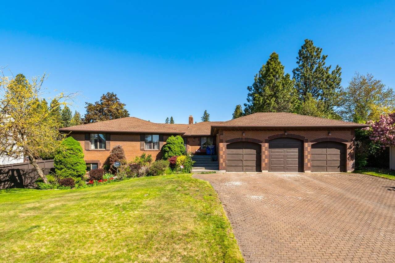 1621 65th Ave - Photo 1