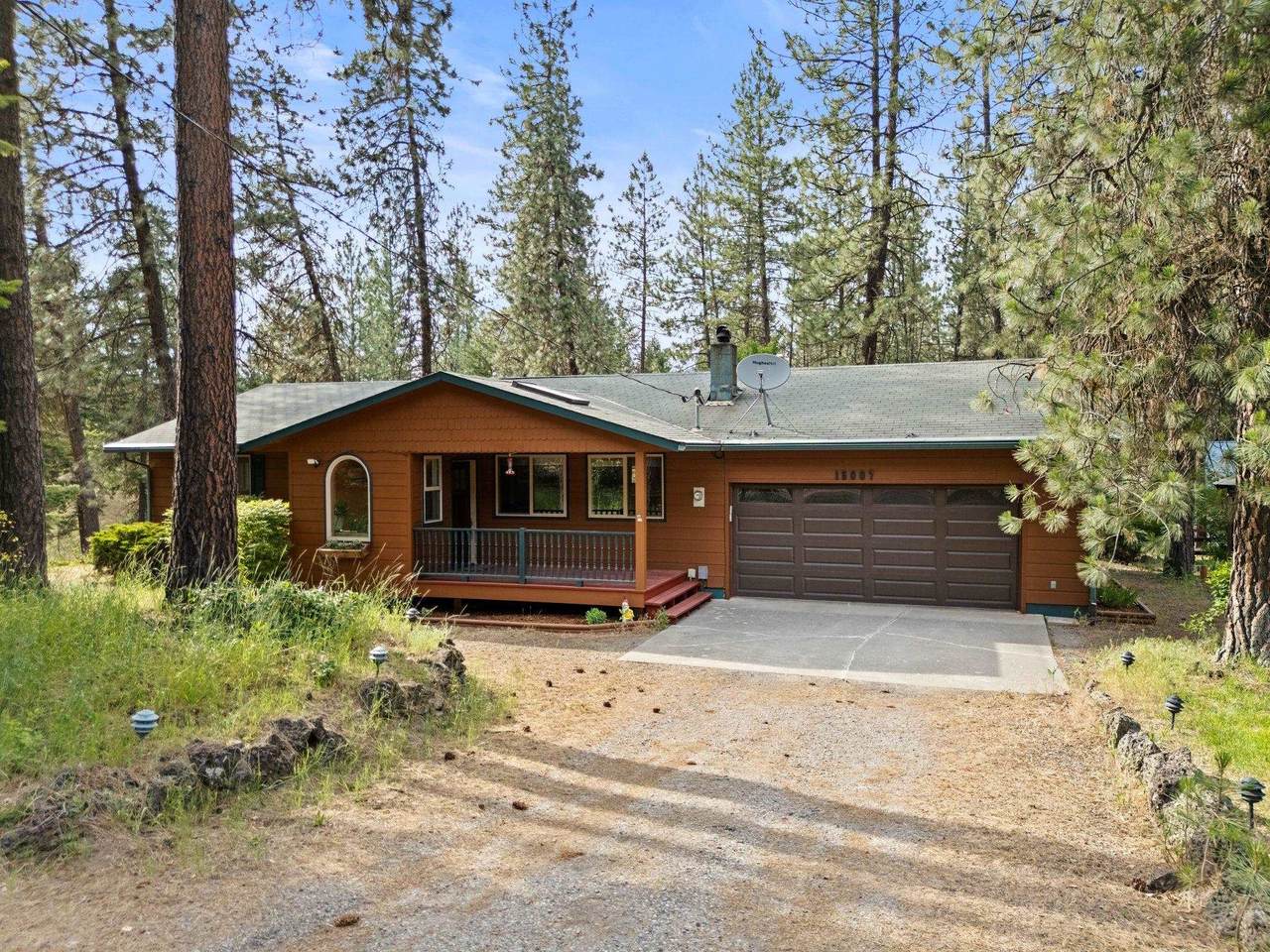 15007 Willynwood Ln - Photo 1