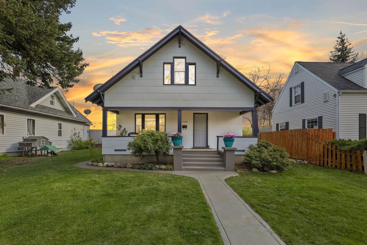 1908 Gordon Ave - Photo 1