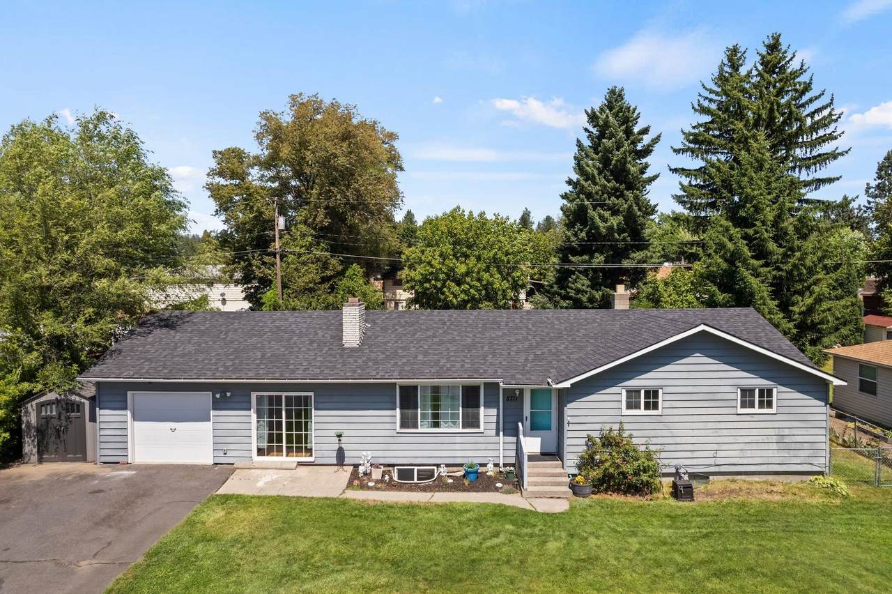 2717 Garden Ave - Photo 1