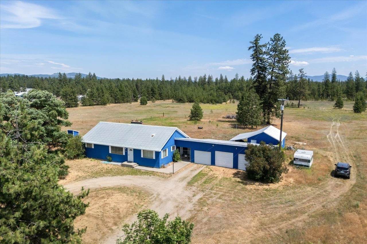 40010 Newport Hwy - Photo 1