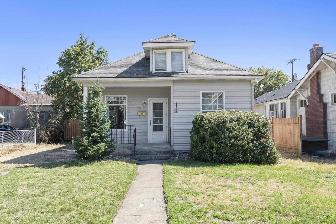 807 Grace Ave - Photo 1