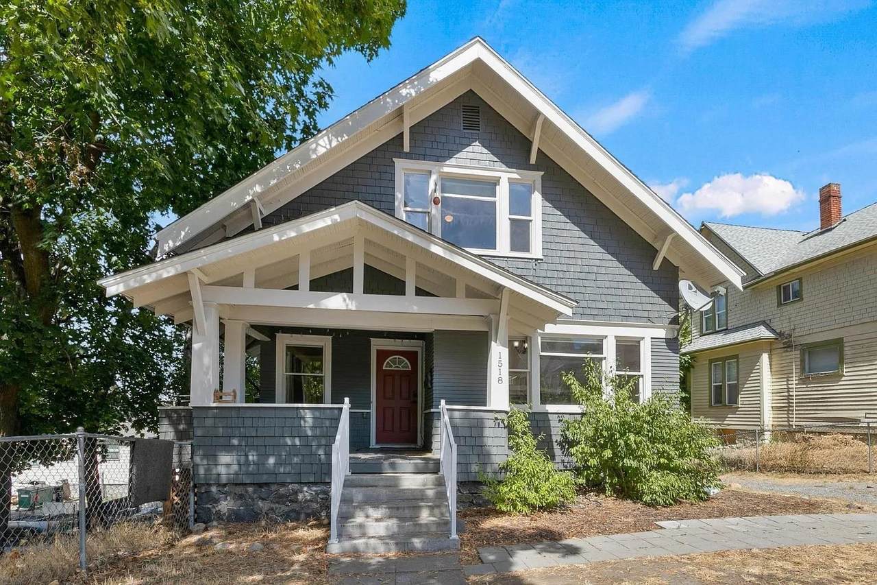 1518 6th Ave - Photo 1