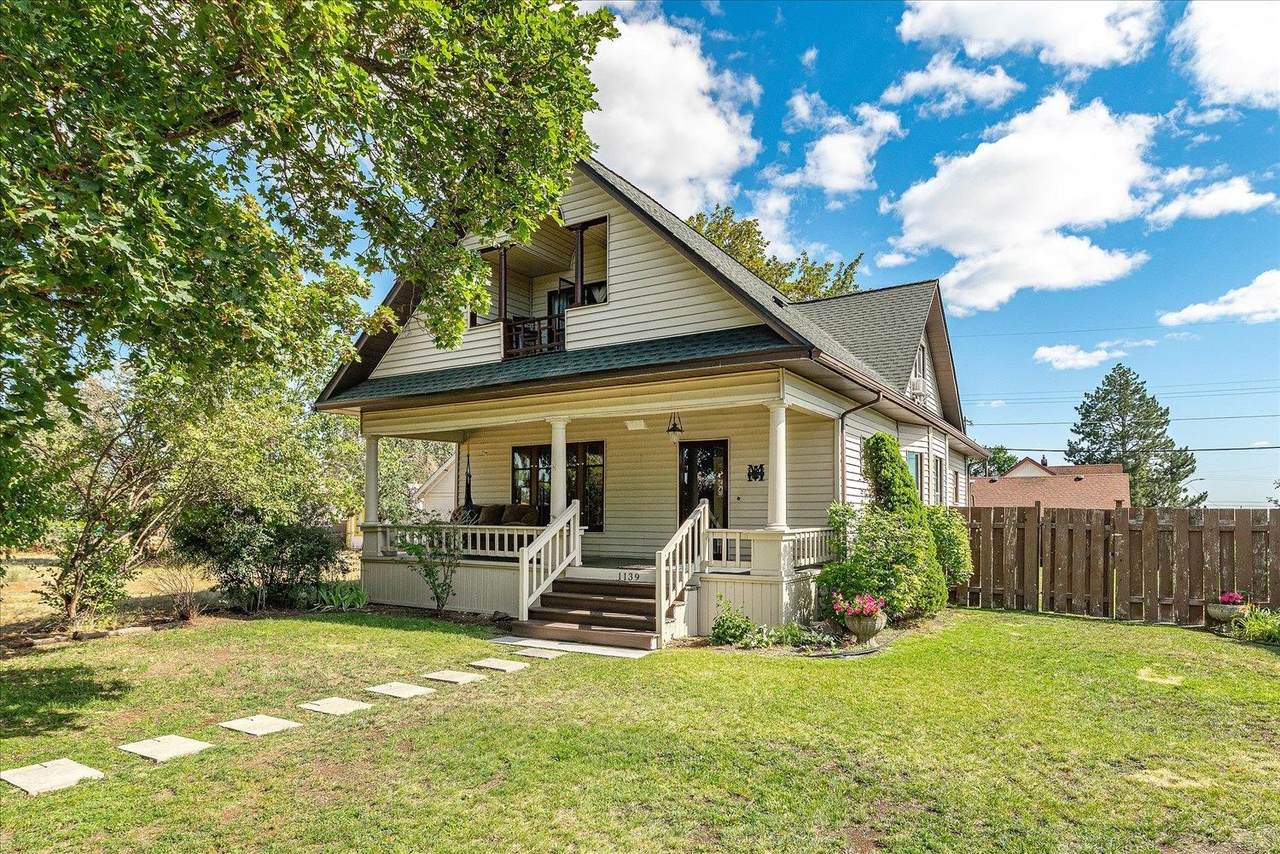 1139 Gordon Ave - Photo 1