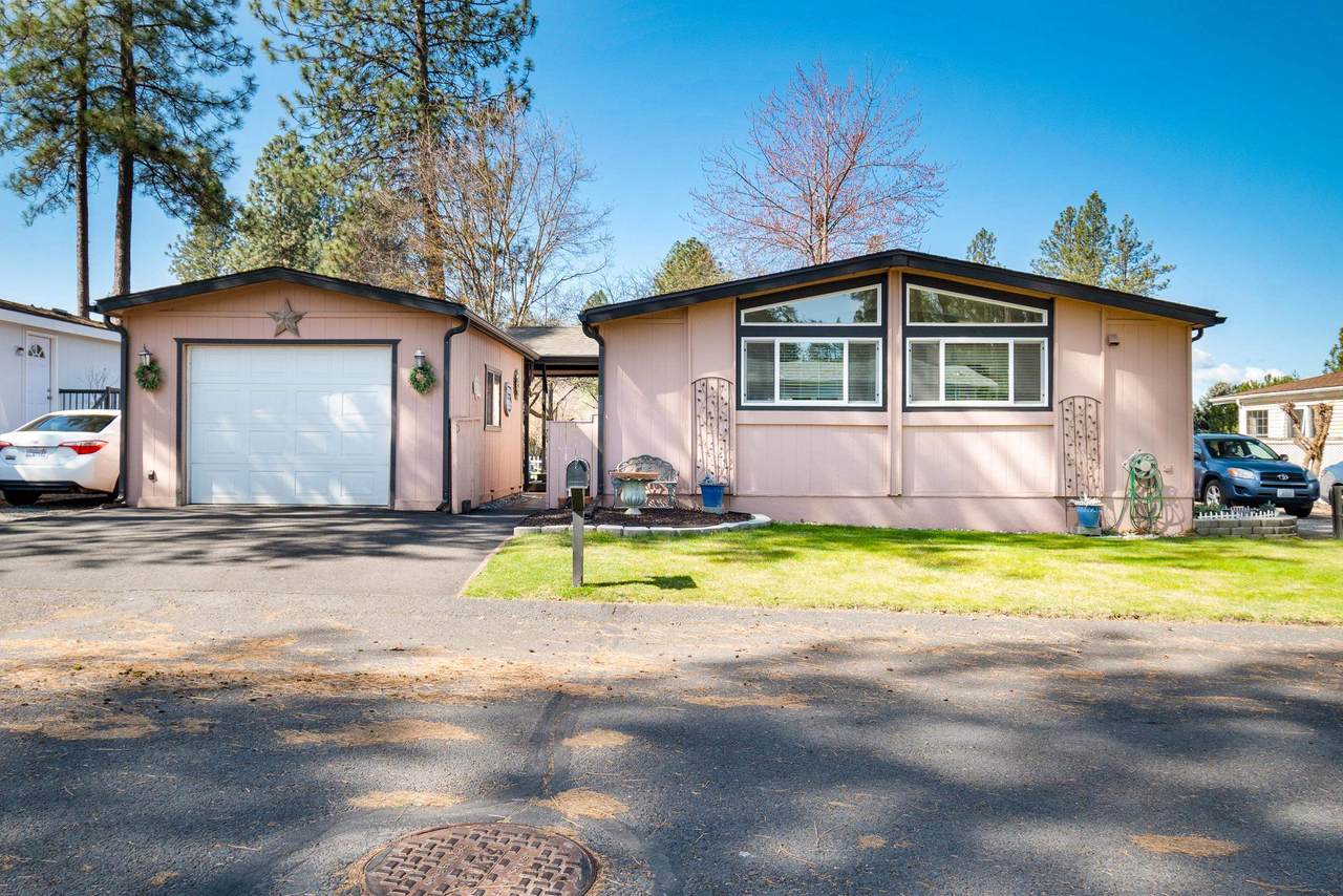 15005 Surrey Ln - Photo 1