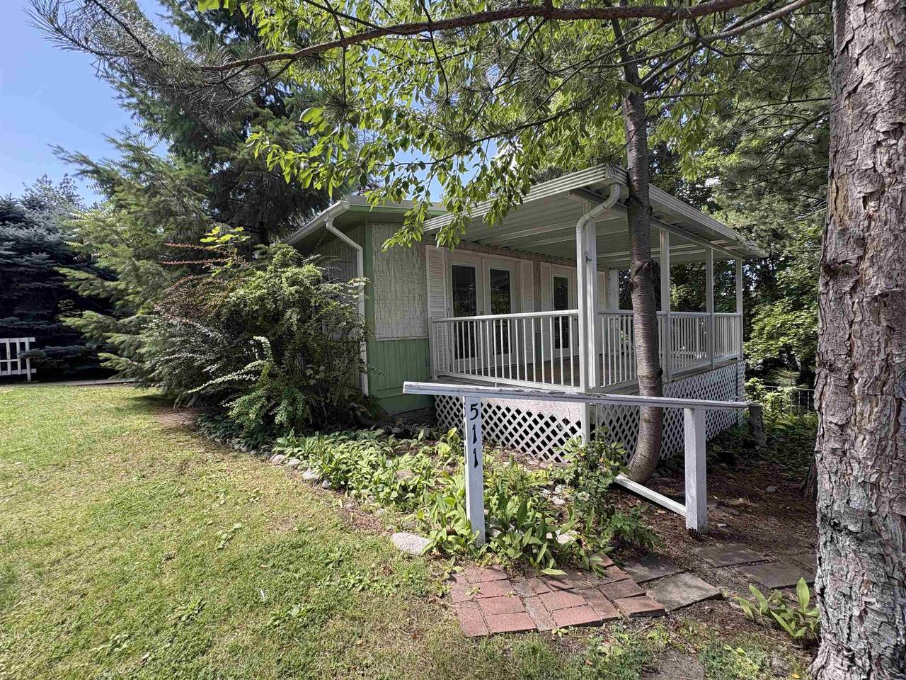 3231-511 Boone Ave - Photo 1