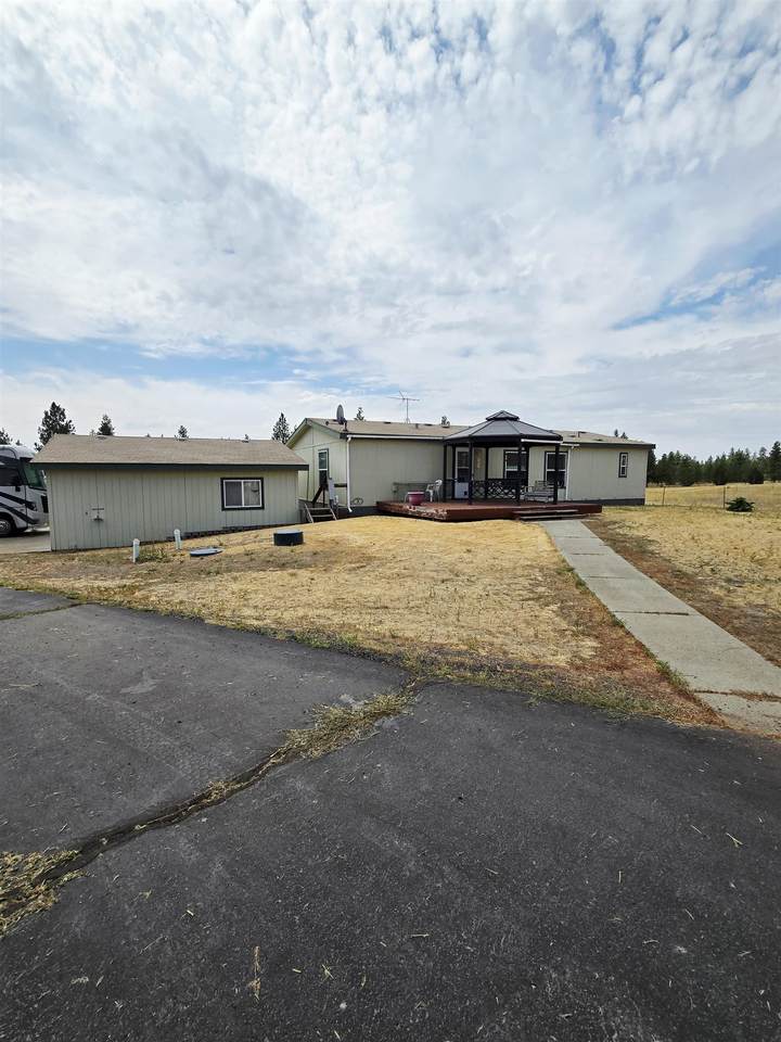 27210 Cornwall Rd - Photo 1
