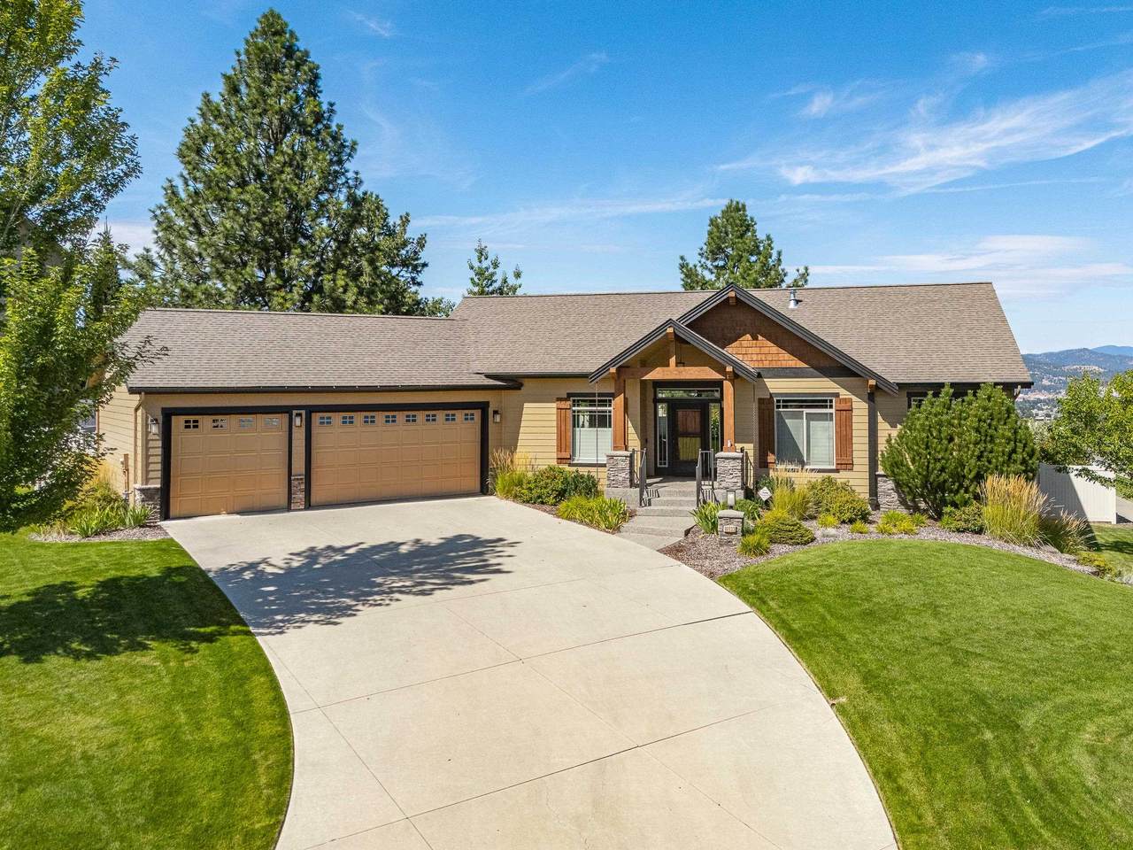 16933 17th Ct - Photo 1