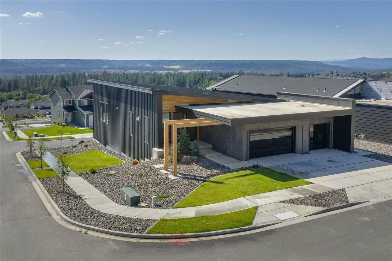 8501 Tessa St - Photo 1