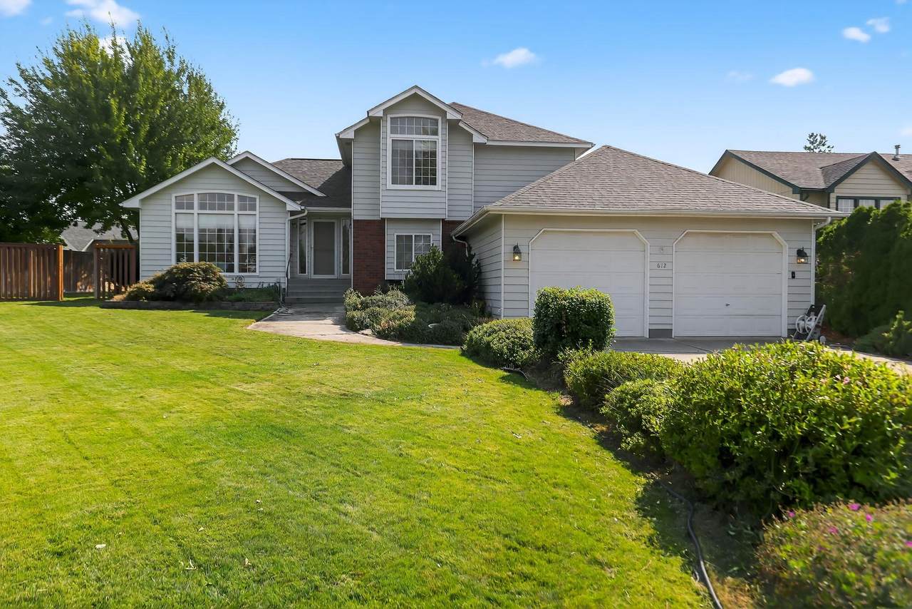 612 Wellington Dr - Photo 1