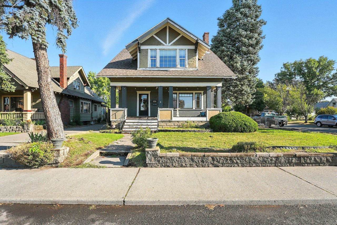 1123 Illinois Ave - Photo 1