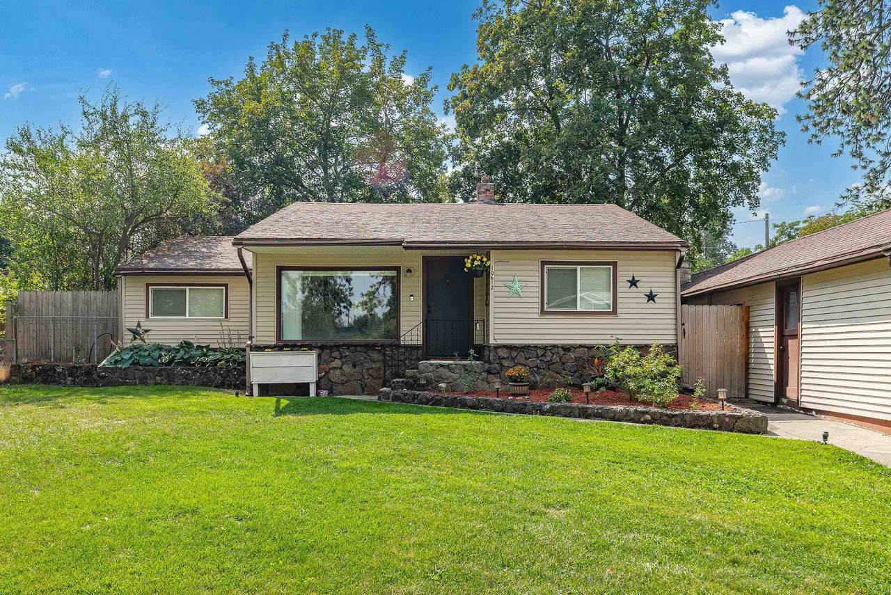 10612 10TH Ave - Photo 1