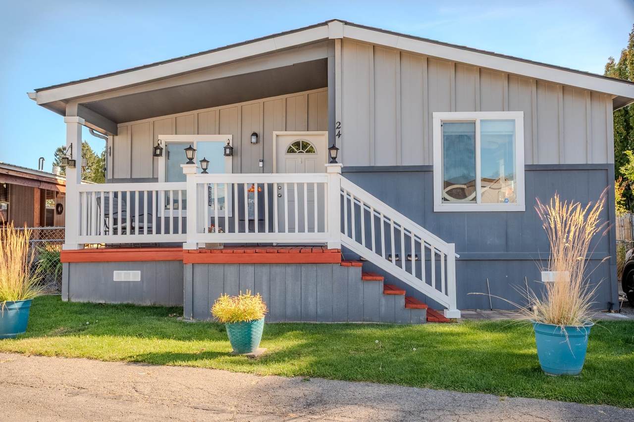 21725-24 Wellesley Ave - Photo 1