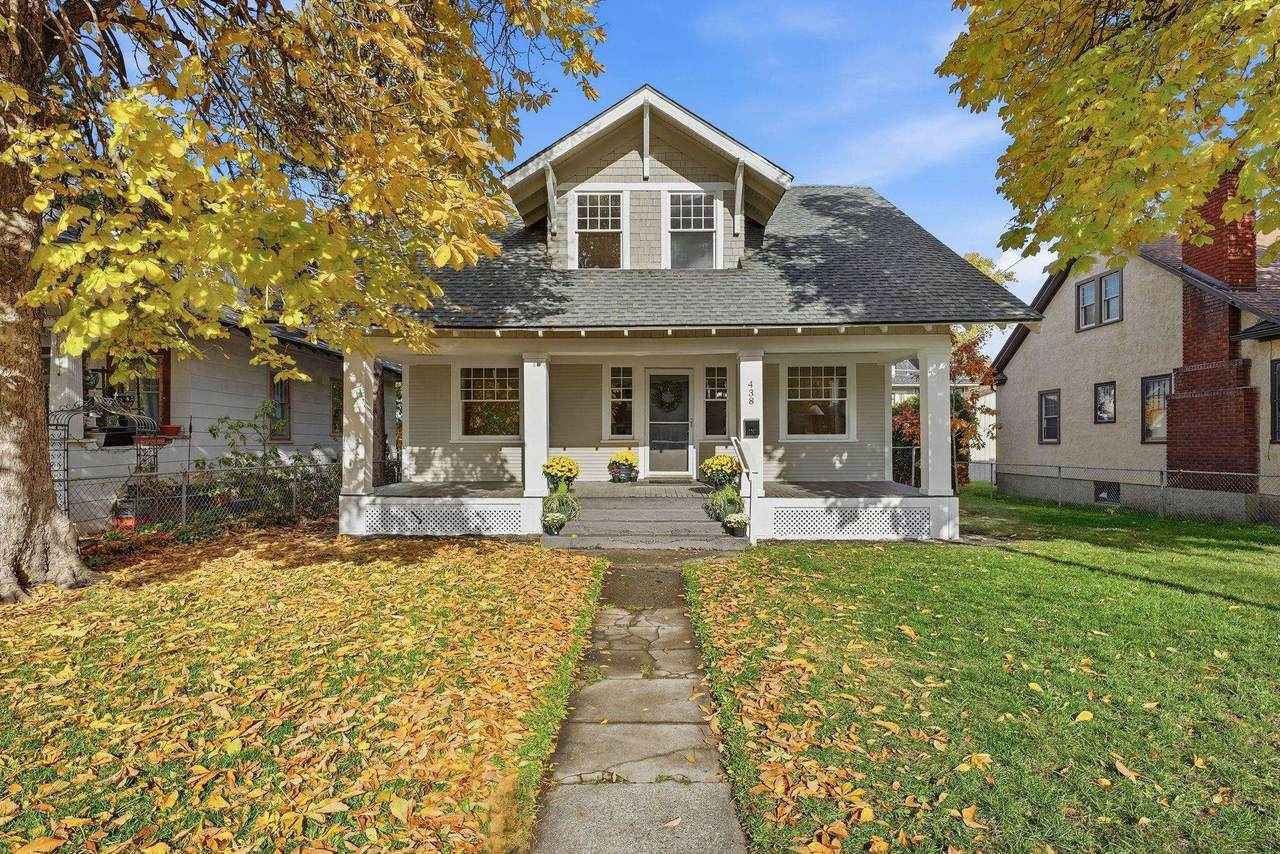 438 Cleveland Ave - Photo 1