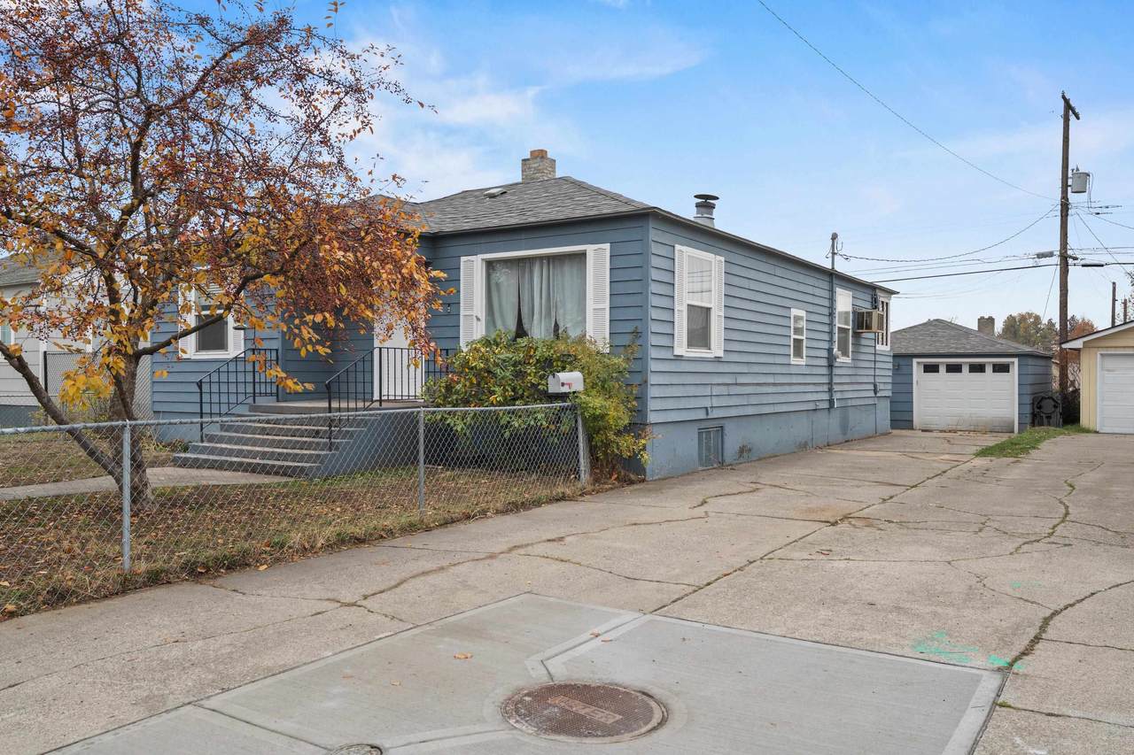 204 Princeton Ave - Photo 1