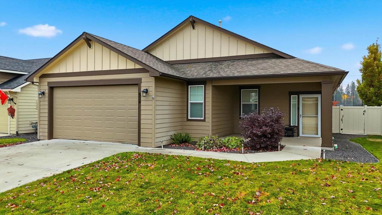 924 Colbert Rd - Photo 1