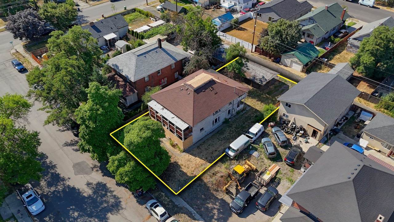 2917 Broad Ave - Photo 1