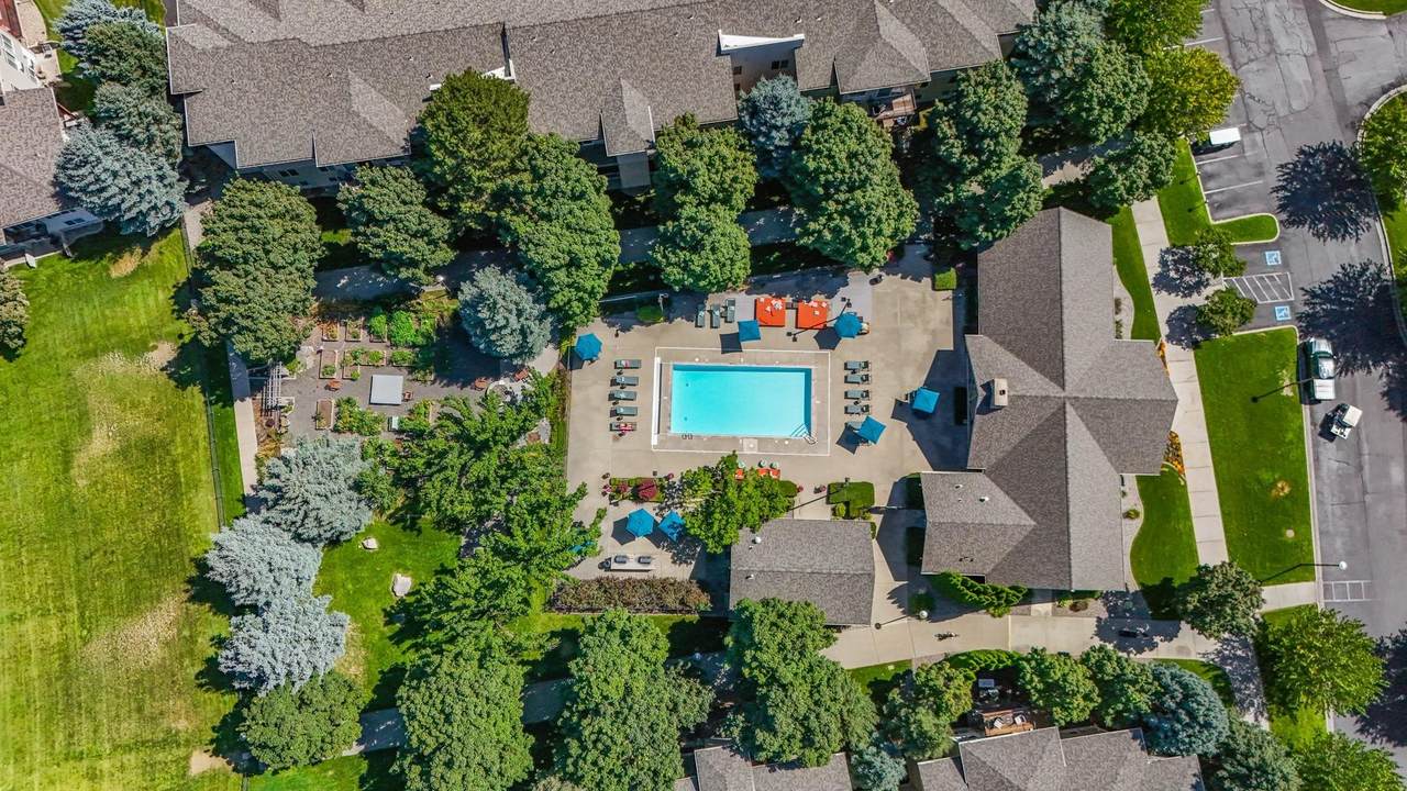 22855-399 Country Vista Dr - Photo 1