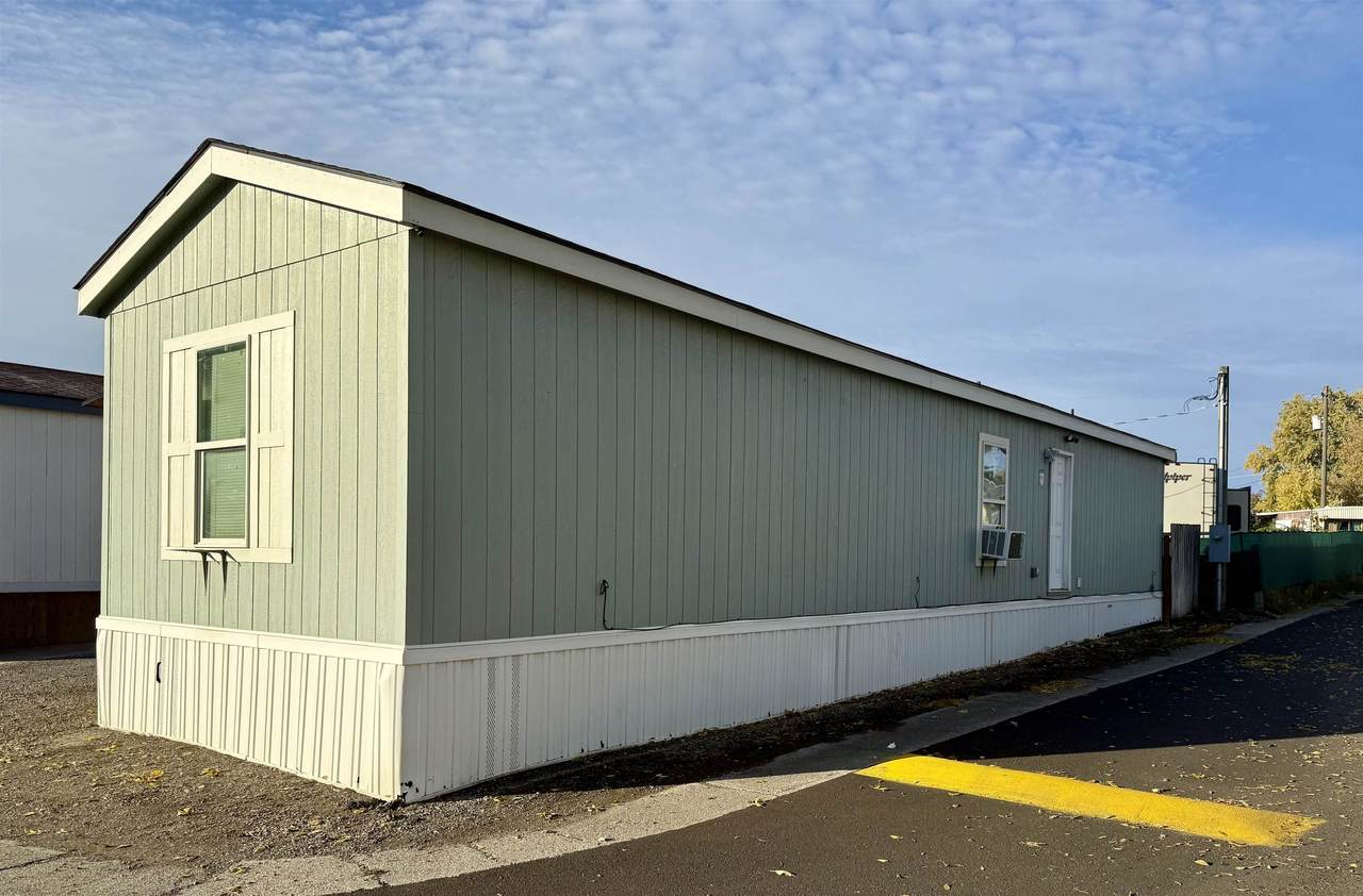 11920-70 Mansfield Ave - Photo 1