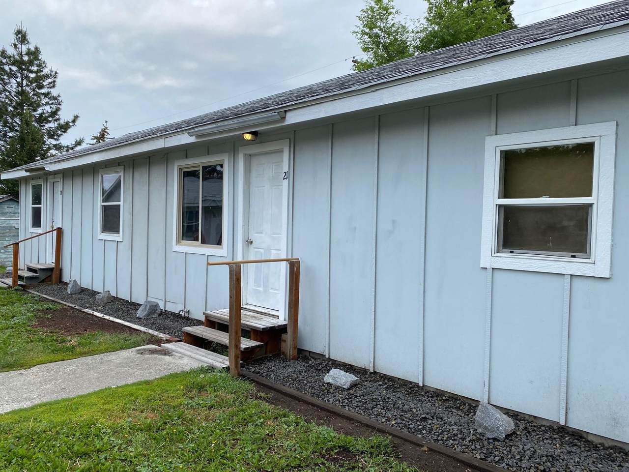 12814 13th Ave - Photo 1