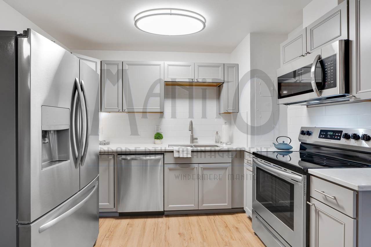 2222-A Riverside Ave - Photo 1