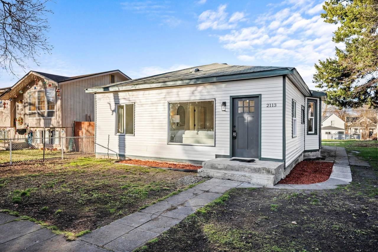 2113 5TH Ave - Photo 1