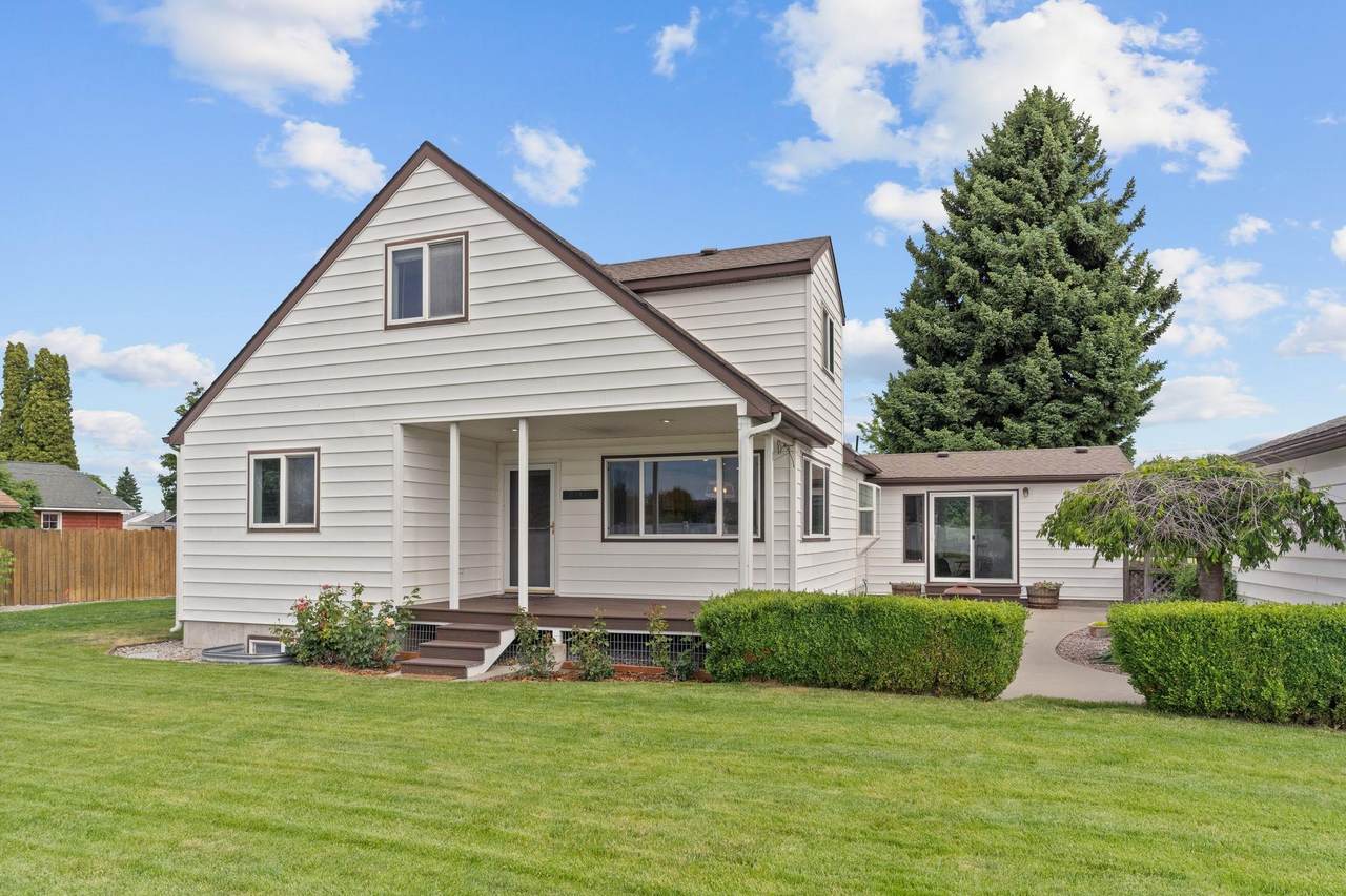 17616 Alki Ave - Photo 1