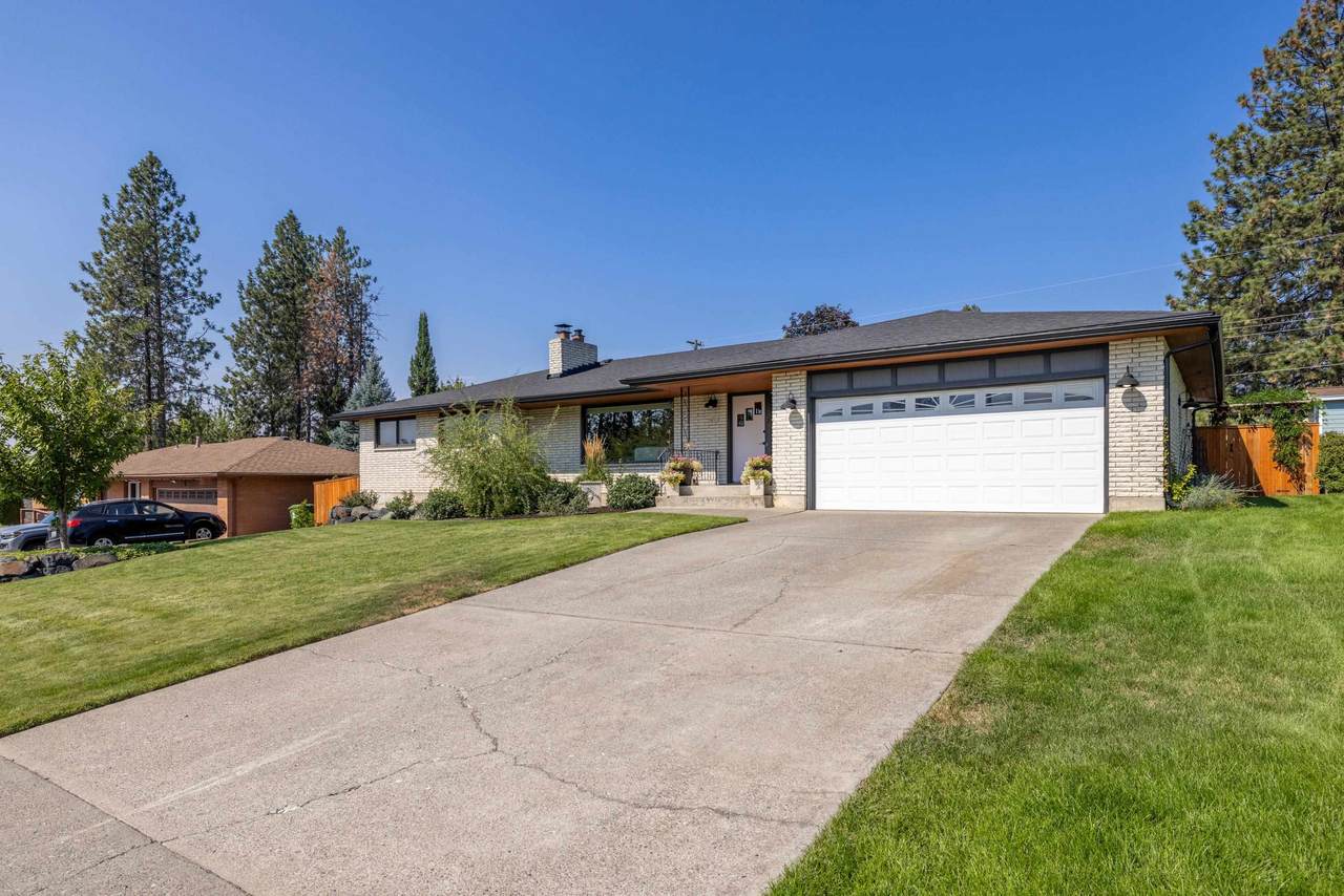 4318 Janice Ave - Photo 1