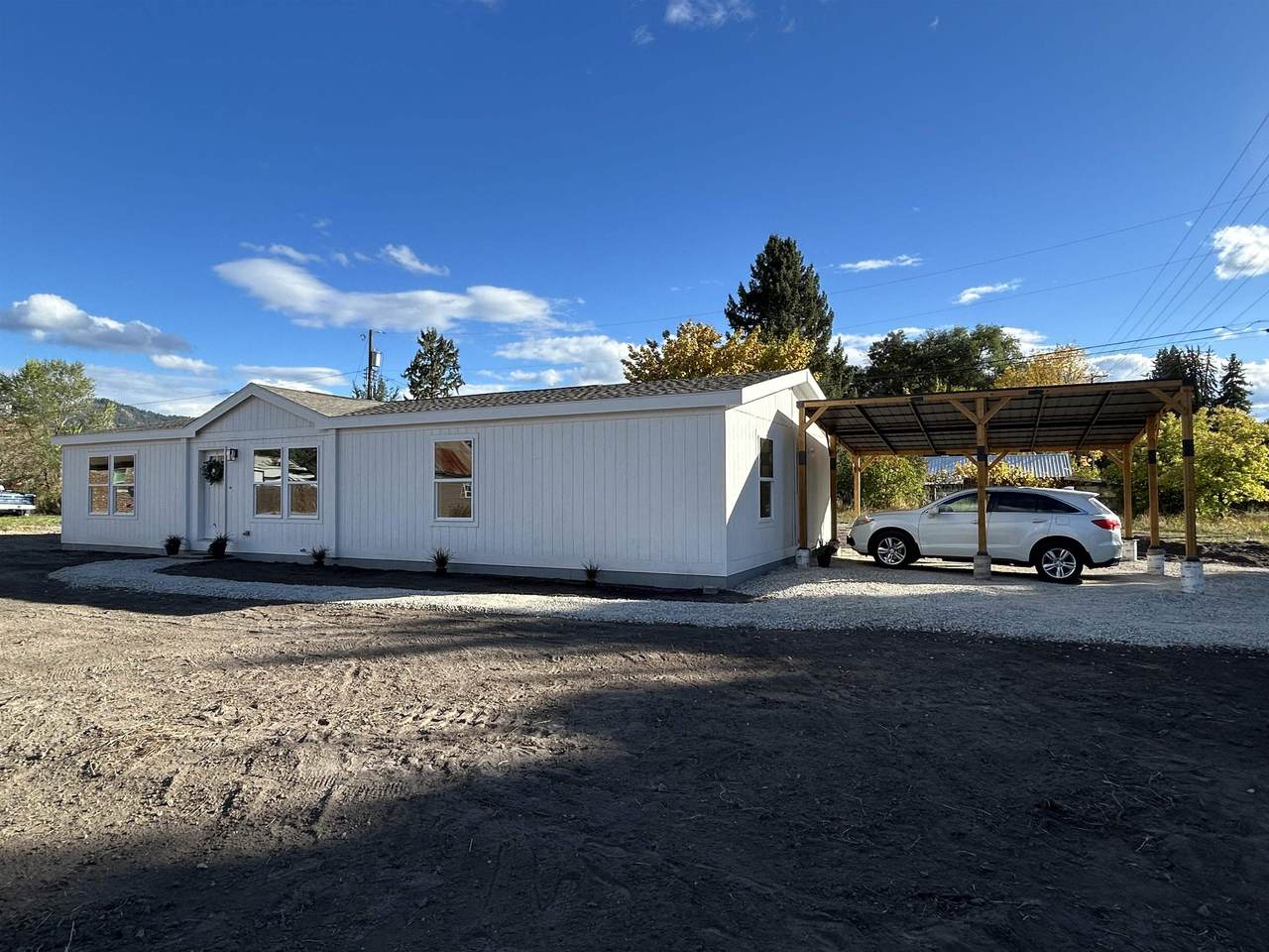 301 3rd St - Photo 1