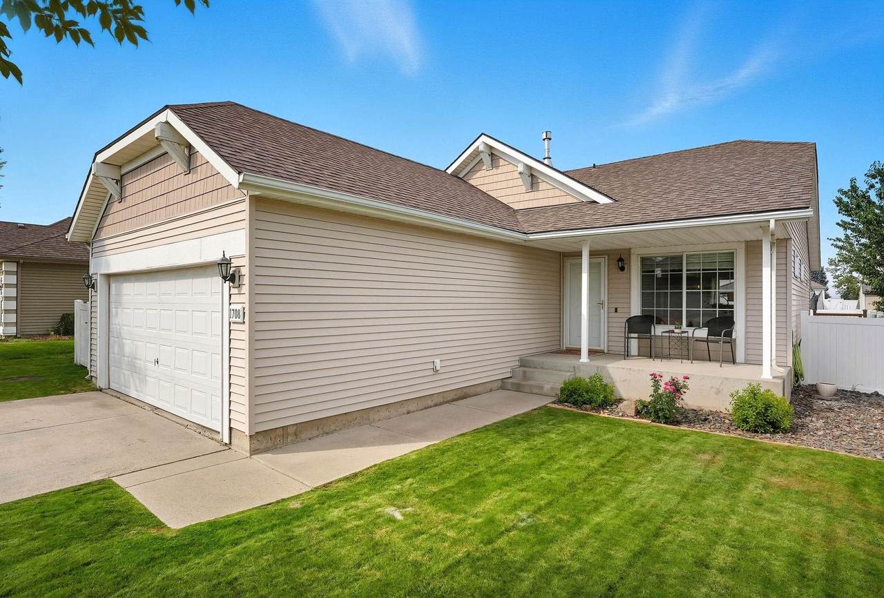 1708 Cimarron Ln - Photo 1