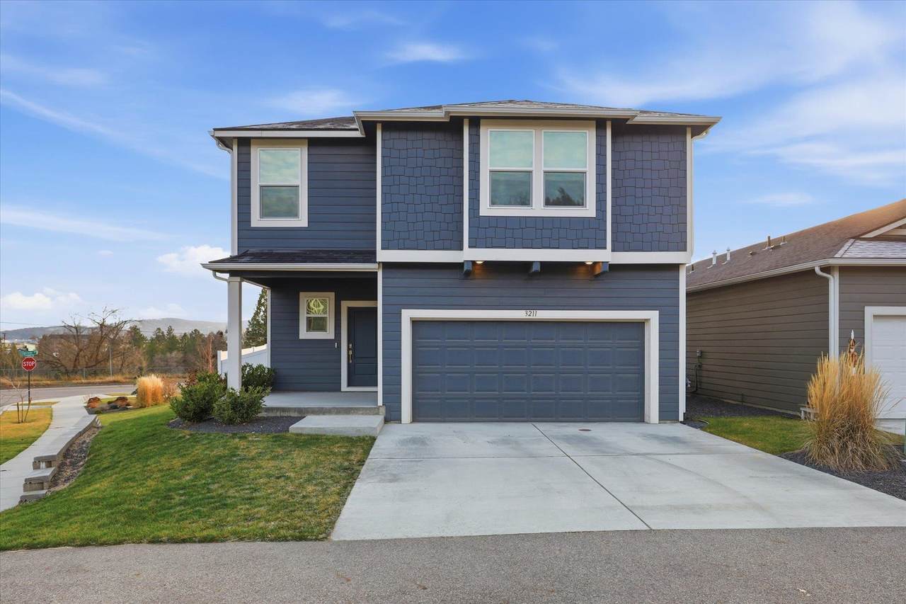 3211 Mckinnon Rd - Photo 1