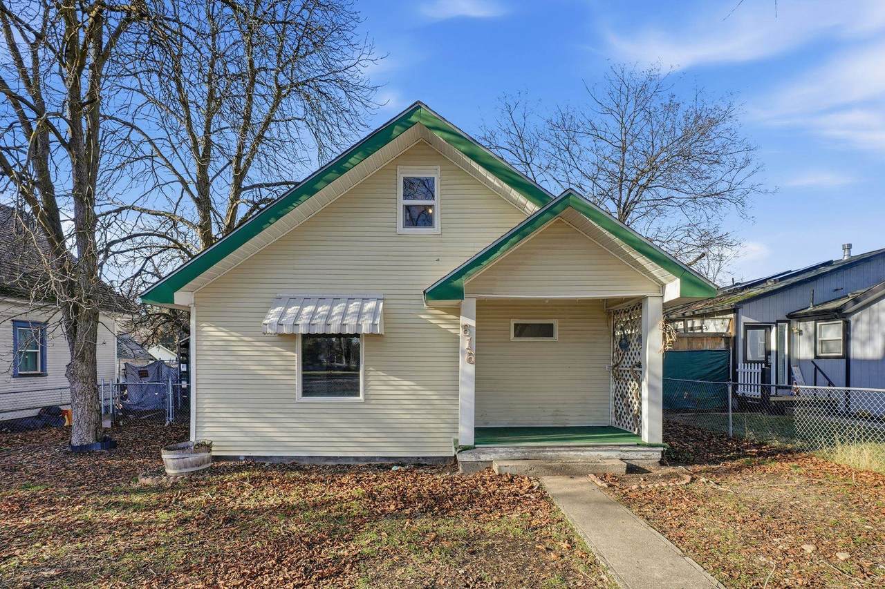 616 Ray St - Photo 1