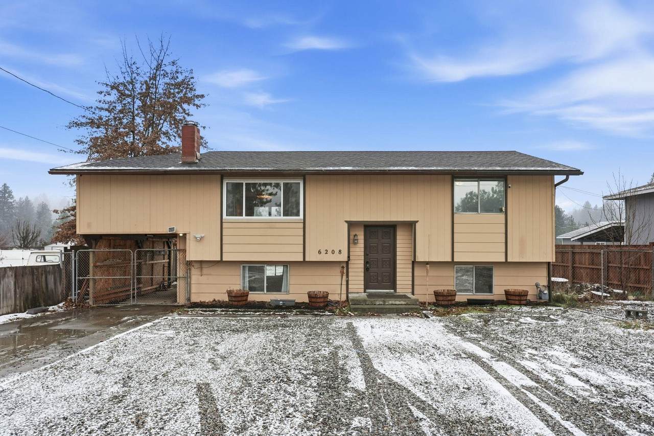 6208 10th Ave - Photo 1