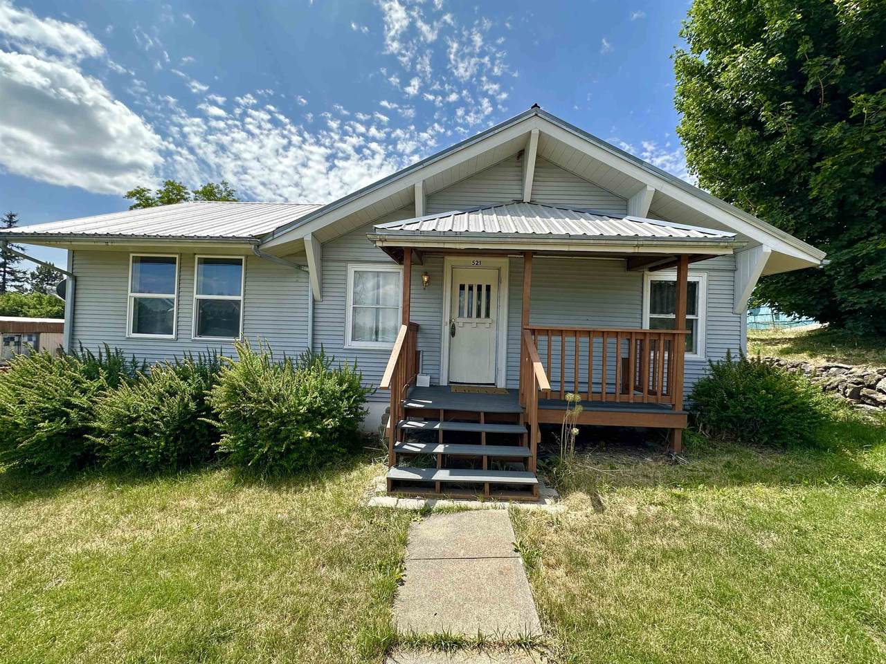 521 Ramsey St - Photo 1