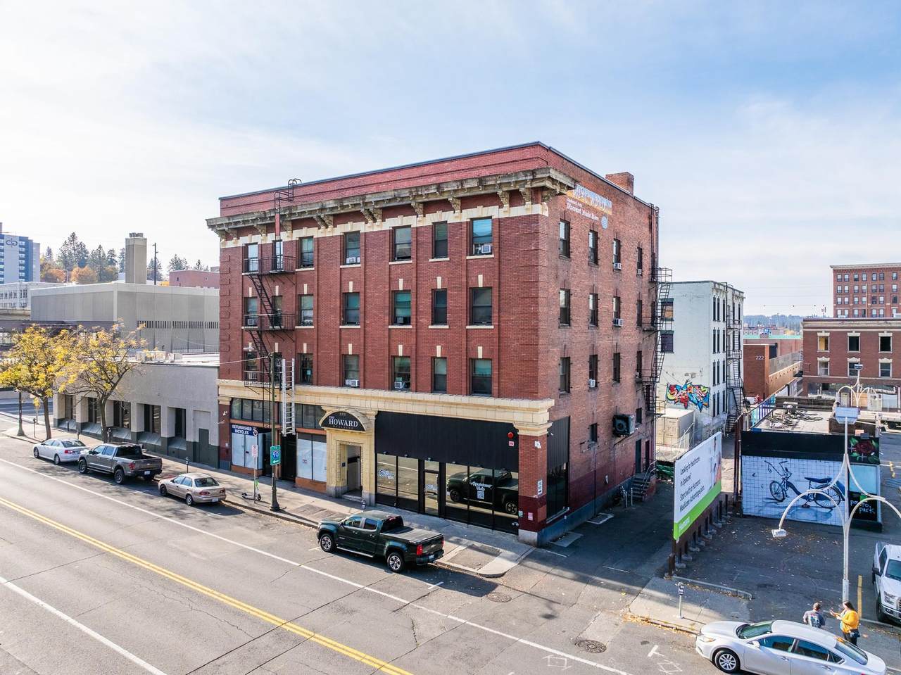 224 Howard St - Photo 1