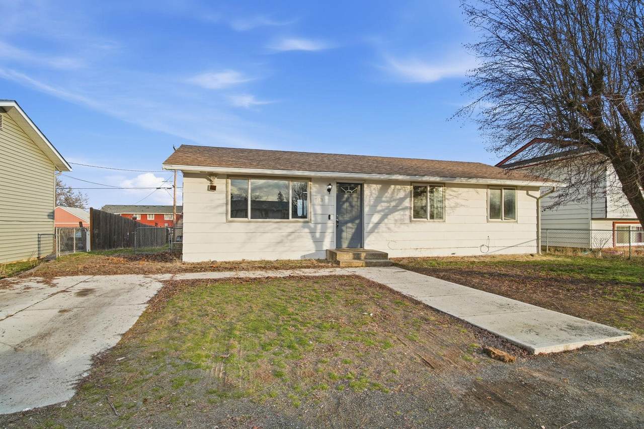 743 Beeman St - Photo 1