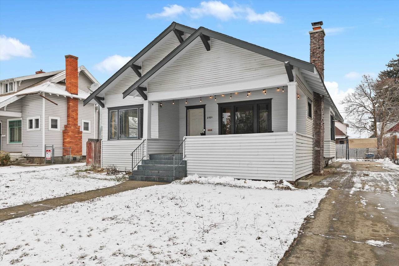 2521 Queen Ave - Photo 1