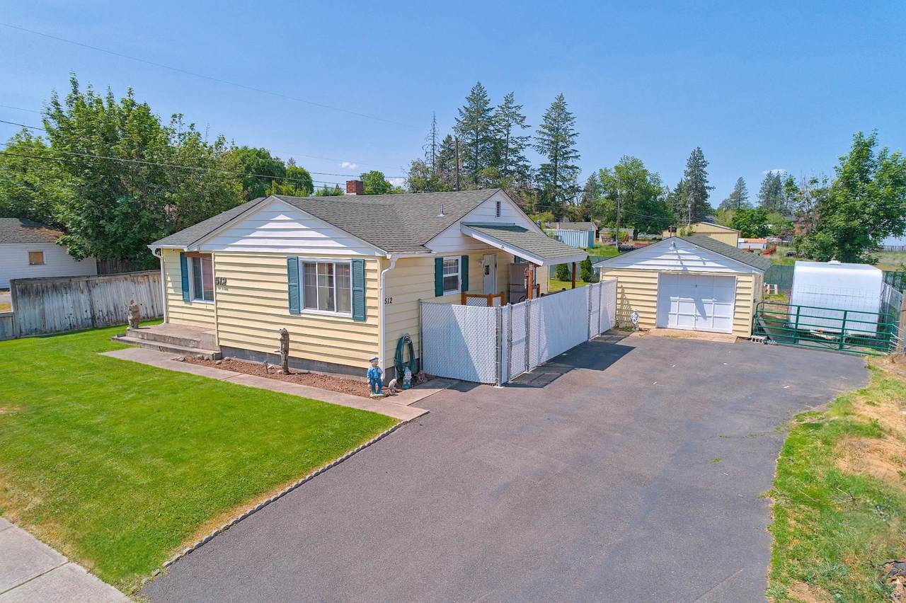 512 Thierman Rd - Photo 1