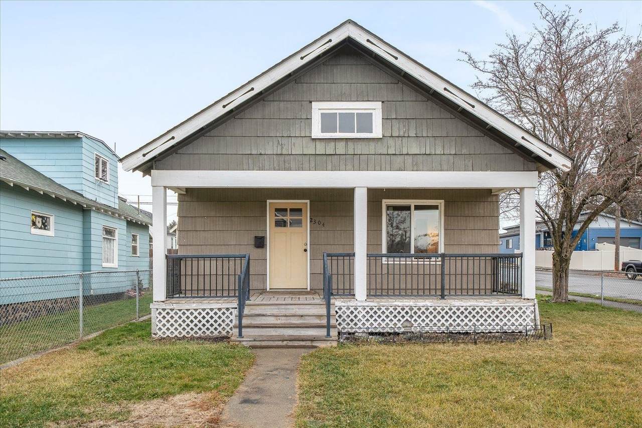 2304 Bridge Ave - Photo 1