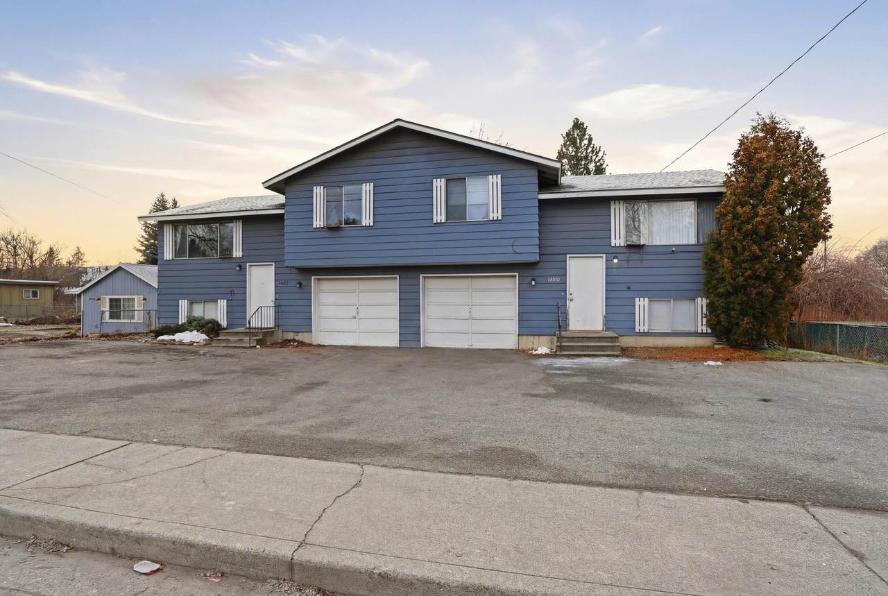 14010-14012 Broadway Ave - Photo 1