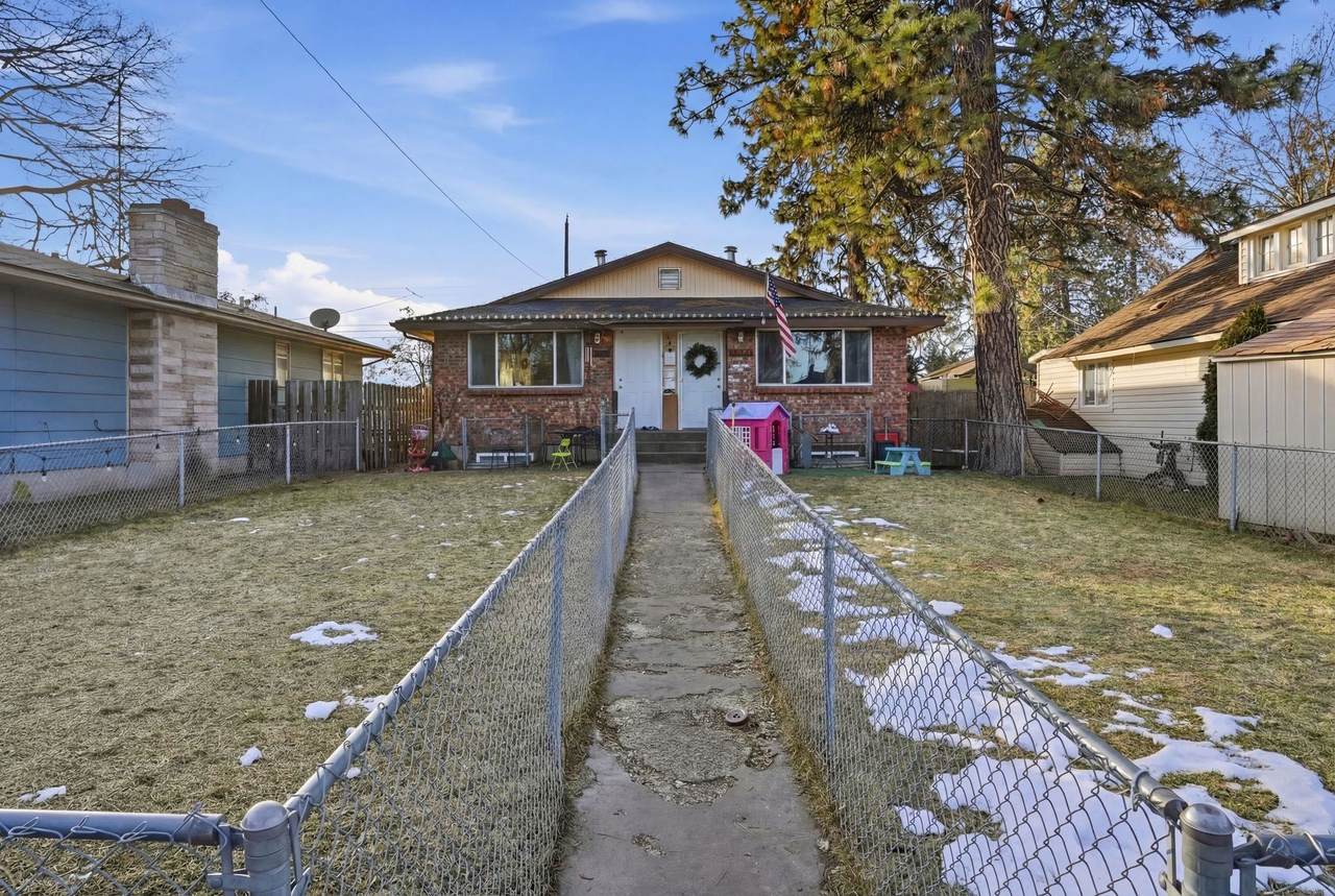 1102-1104 North Ave - Photo 1